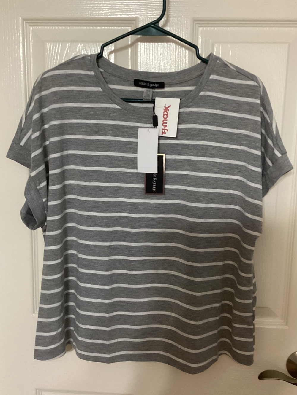 Cable & Gauge Grey/White Stripe T-Shirt Women’s Large NWT
